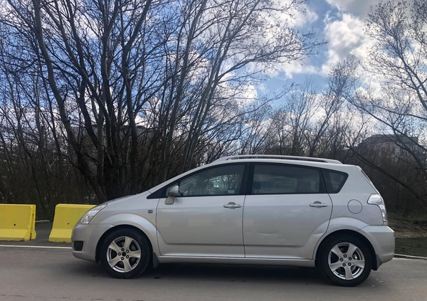 Toyota Corolla Verso cena 17500 przebieg: 335000, rok produkcji 2008 z Warszawa małe 106